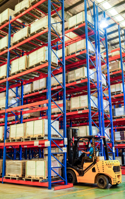 finished goods warehouse – loading area 410x650