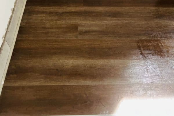 Best Flooring for Apartments with moisture-resistant SPC and WPC flooring